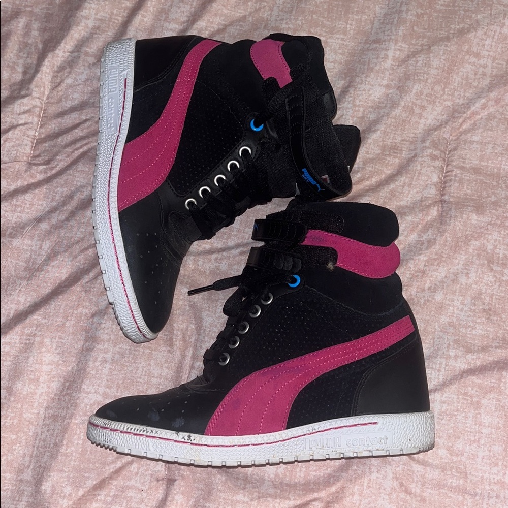 Puma Women's Black and Pink wedge Sneakers